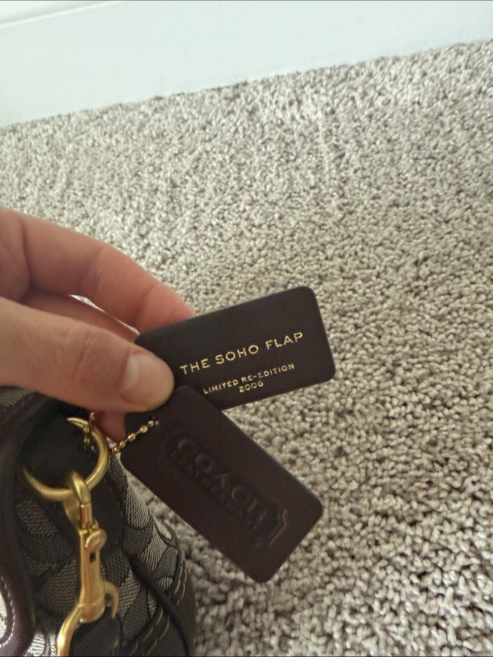 Coach SoHo Flap Limited Re-Edition 2006 - Picture 2 of 9